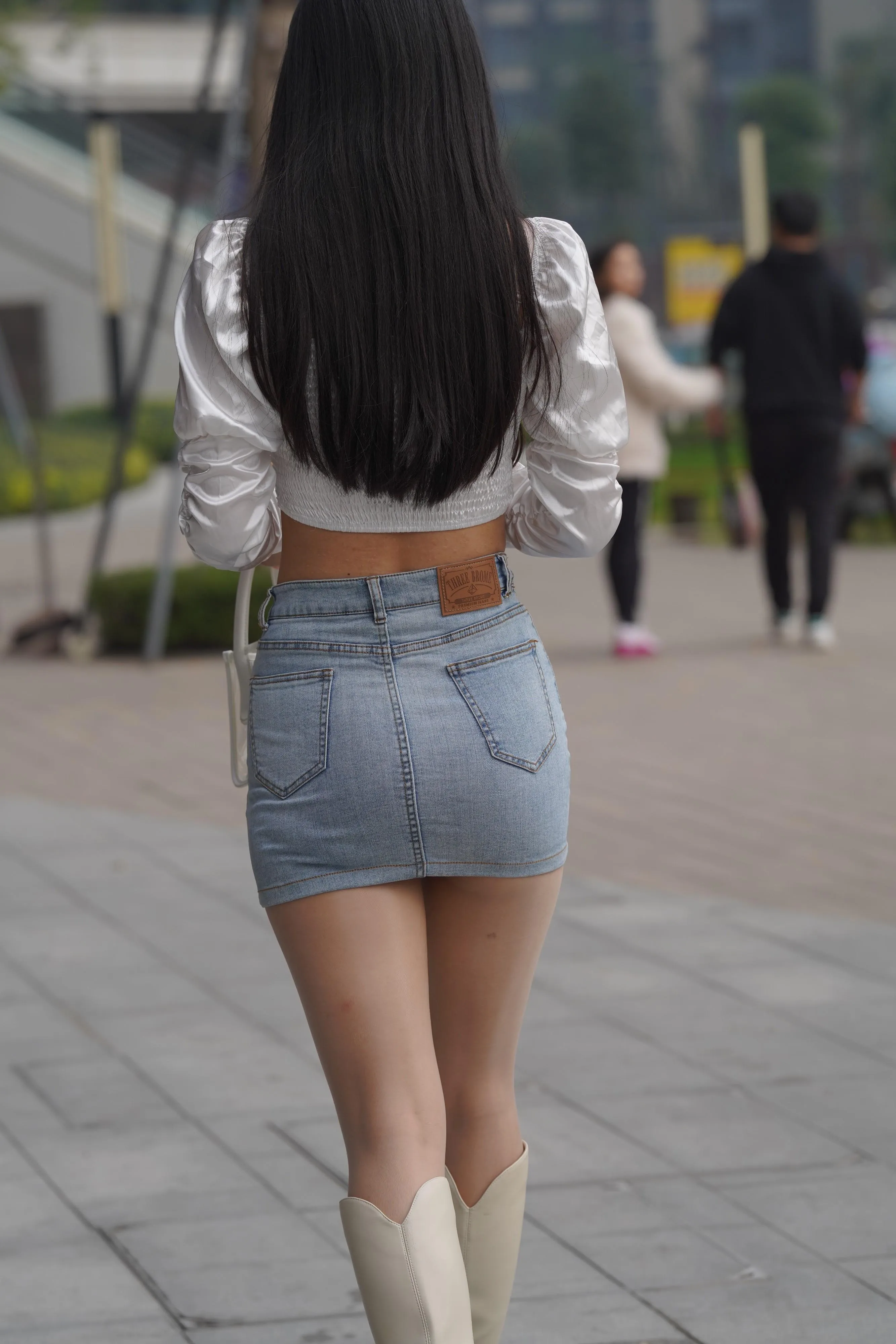 魔镜街拍 NO.170 凯恩街拍摄影-牛仔裙小姐姐 [304P]插图1